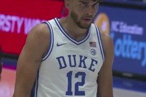 爵士布澤爾之子！前三熱門秀卡梅隆-布澤爾季前賽轟下33+12