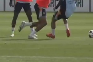 差點嚇死！姆巴佩：這黑又硬的訓練也這么夸張啊，寶寶怕怕