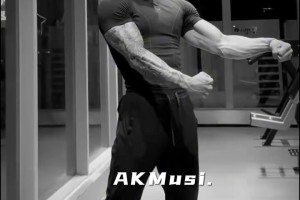 肌肉猛男！蔣勁夫：我一臉褶子，上大學別人說我笑起來像姚主席！