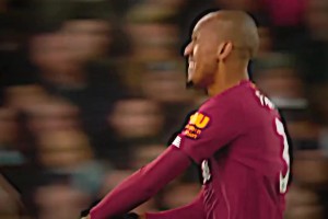 能攻善守！各位利物浦球迷，還記得這位巴西獸腰嗎？