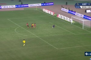 下地真快啊！南通門將趙東旭神撲力保城門不失