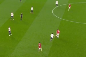 毫不手軟！拉什福德面對熱刺時，打進了這粒精彩的單刀球