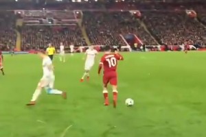 乖孩子啊！出于對曼城的尊重，此前胡桑諾夫沒有在皇馬球衣上簽名