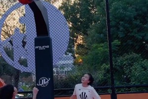 1v1血脈壓制！奧妮爾姐姐垃圾話持續性輸出碾壓小菜雞